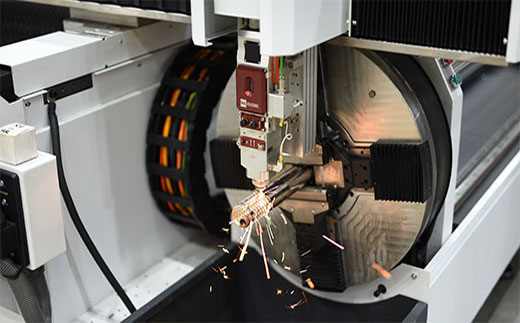 上9集团板管一体激光切割机